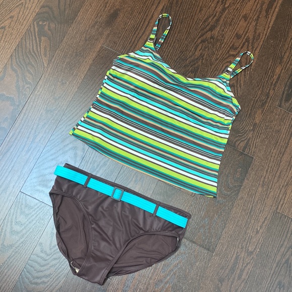 Vacation Wardrobe! NWOT Tankini by Classic Elements Size 14 - Picture 1 of 7